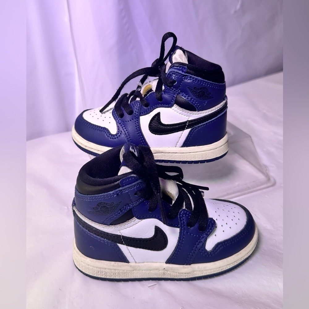 Nike Kids Blue, White & Black High-Top Sneakers